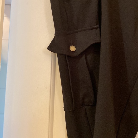 Black cargo style jogger with elastic waist and draw string - Picture 3 of 8